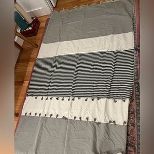 NEW grey striped full size duvet cover